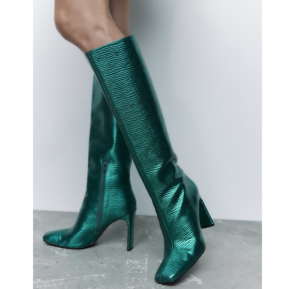 Zara LAMINATED HEELED BOOTS - Picture 2 of 15